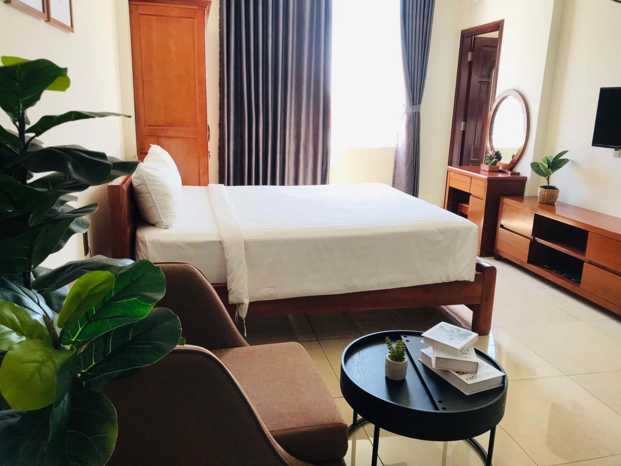 Prague Hotel Vung Tau Exterior photo